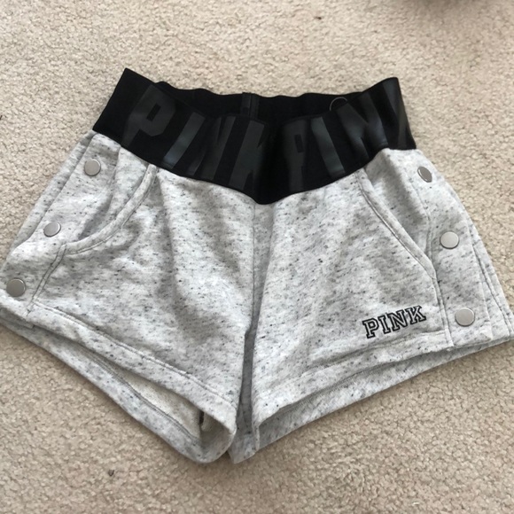 Snap College Shorts - Picture 5 of 8